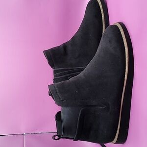 Cloud Walkers Black Suede Ankle Boots